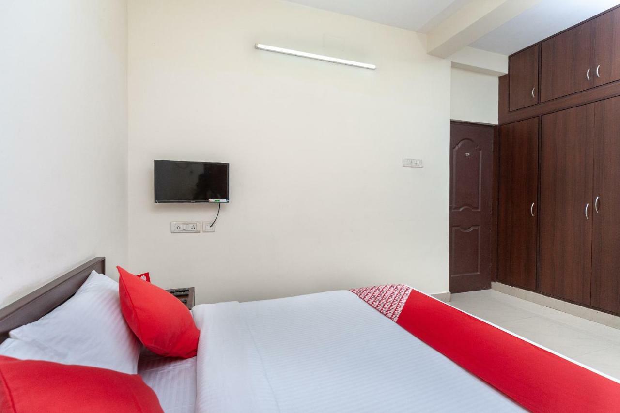 Oyo 22019 Skye Service Apartments 첸나이 외부 사진